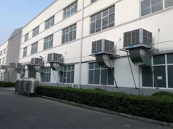 企業(yè)為什么選擇廠房環(huán)?？照{(diào)為車間降溫而不選擇傳統(tǒng)空調(diào)